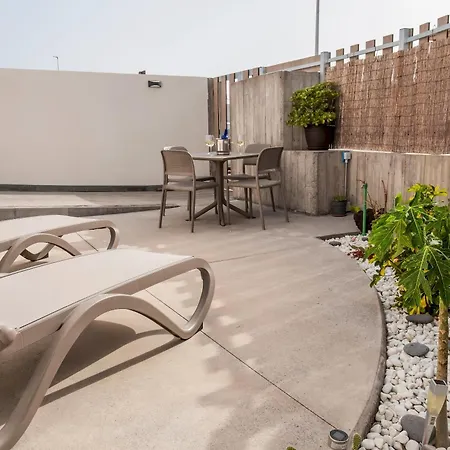 Home2book Coastal Calm Eras Patio Rooftop